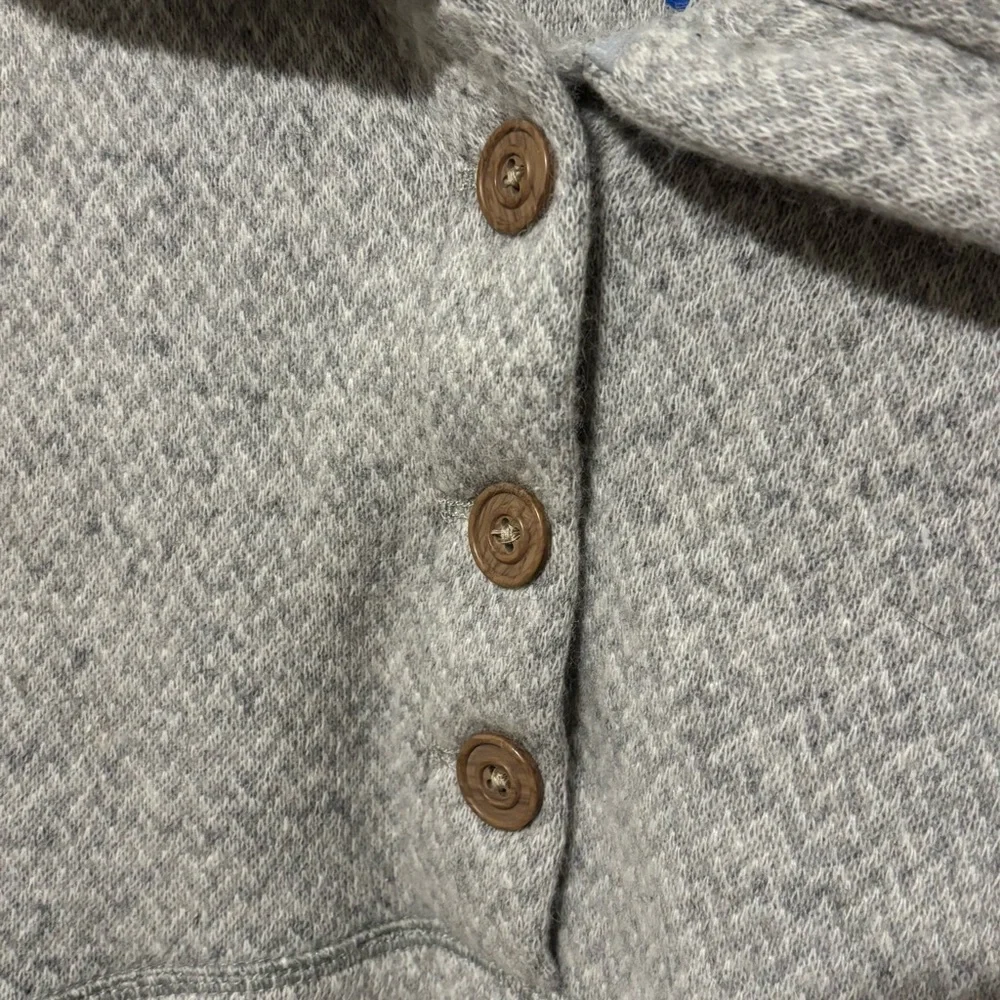 Sherpa Adventure Gear Hiking Pullover Top 1/4 Button Size Small Long Sleeve Wool